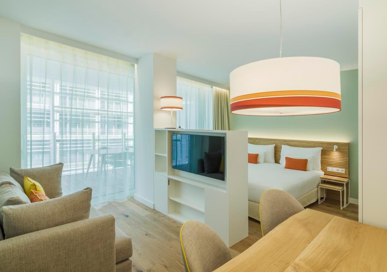 Superior Suite with Balcony and Lateral Sea View,1209735739:JPEG